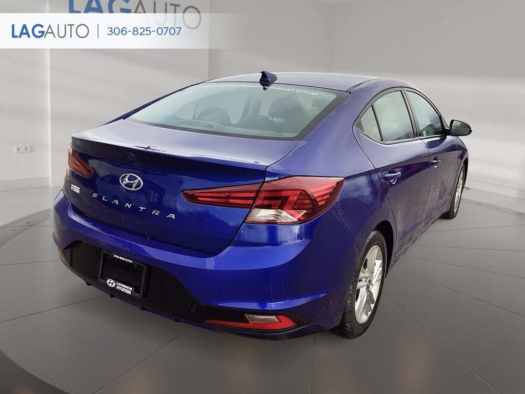 2020  Elantra Preferred in Lloydminster, Saskatchewan - 5 - w1024h768px