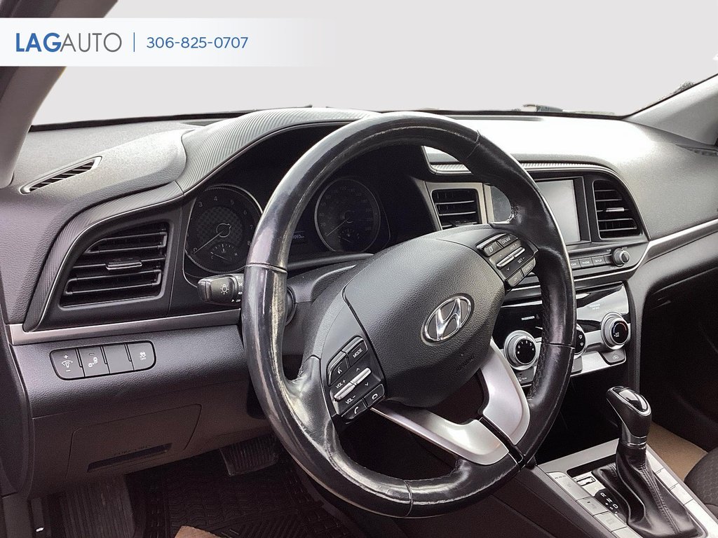 2020  Elantra Preferred in Lloydminster, Saskatchewan - 15 - w1024h768px