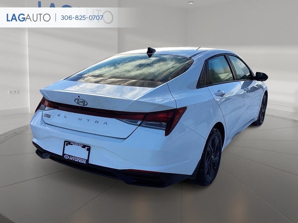 2021  Elantra Preferred in Lloydminster, Saskatchewan - 6 - w1024h768px