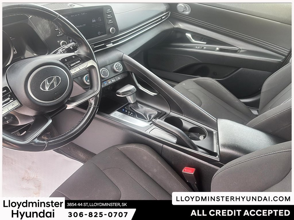 2021 Hyundai Elantra Preferred in Lloydminster, Saskatchewan - 11 - w1024h768px