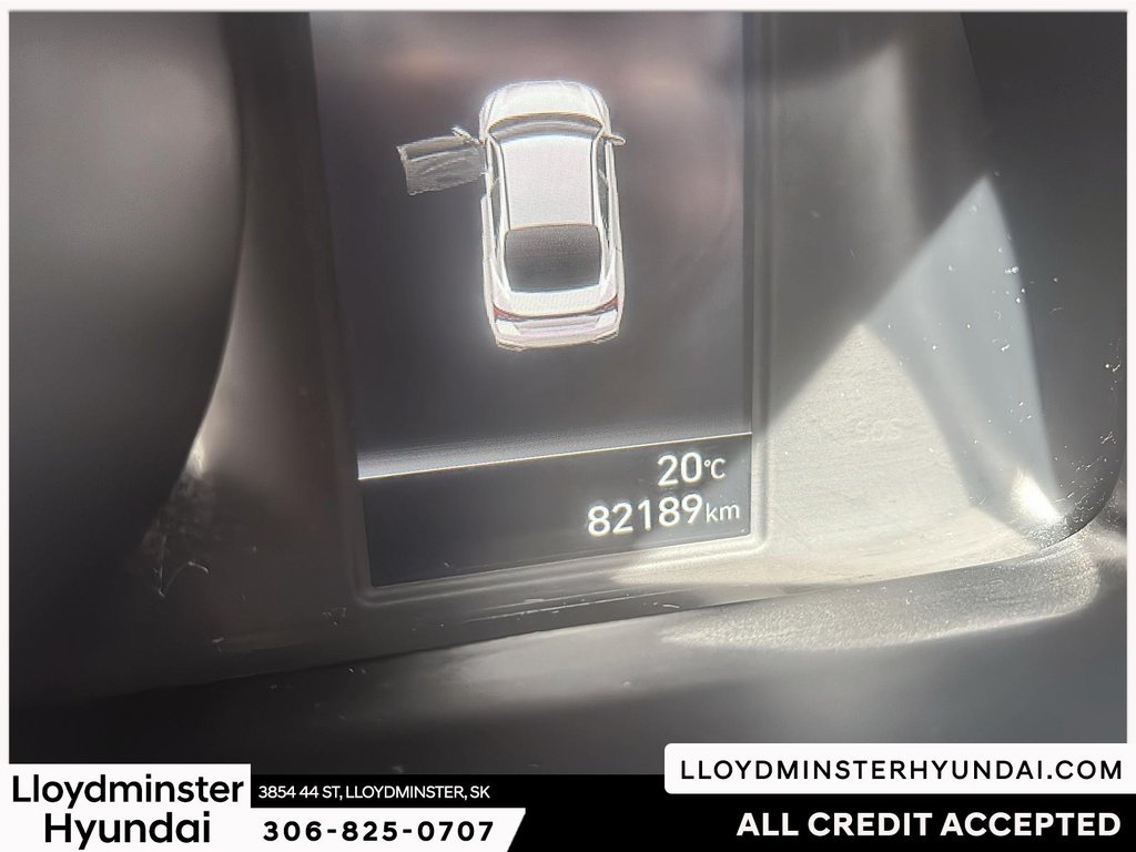 2022 Hyundai Elantra Essential in Lloydminster, Saskatchewan - 23 - w1024h768px