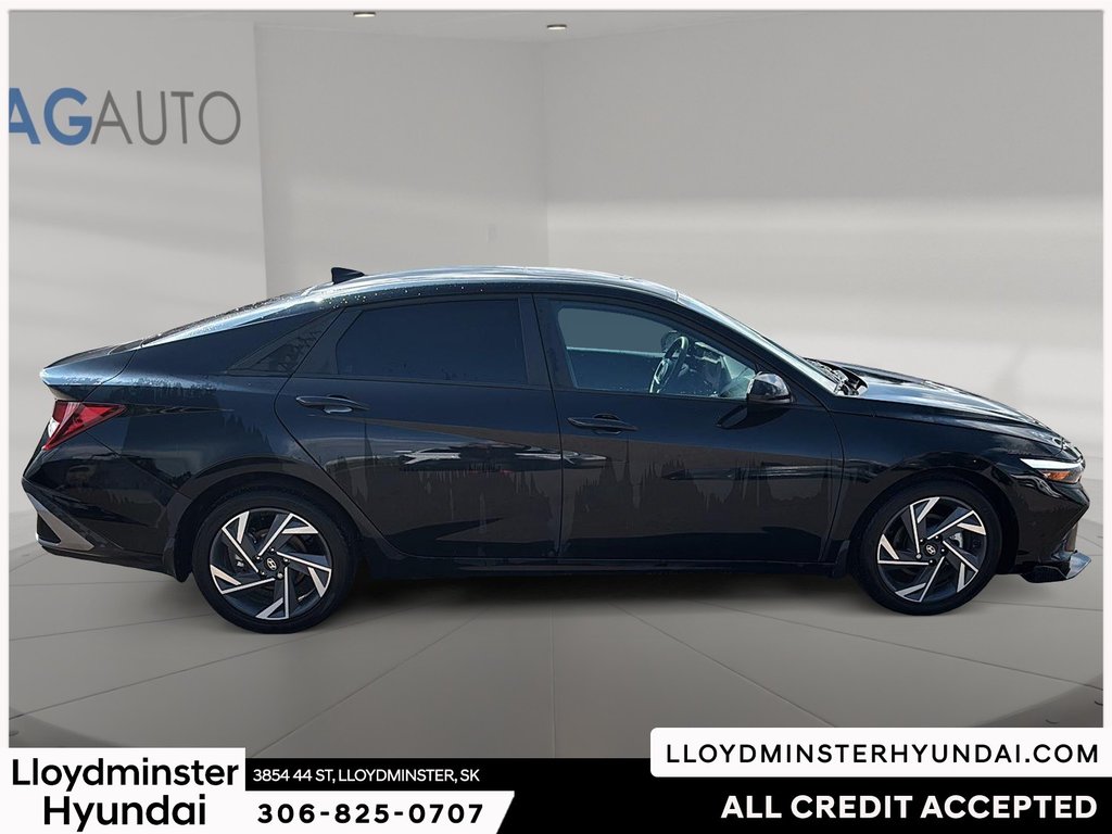 2024 Hyundai Elantra Preferred in Lloydminster, Saskatchewan - 4 - w1024h768px