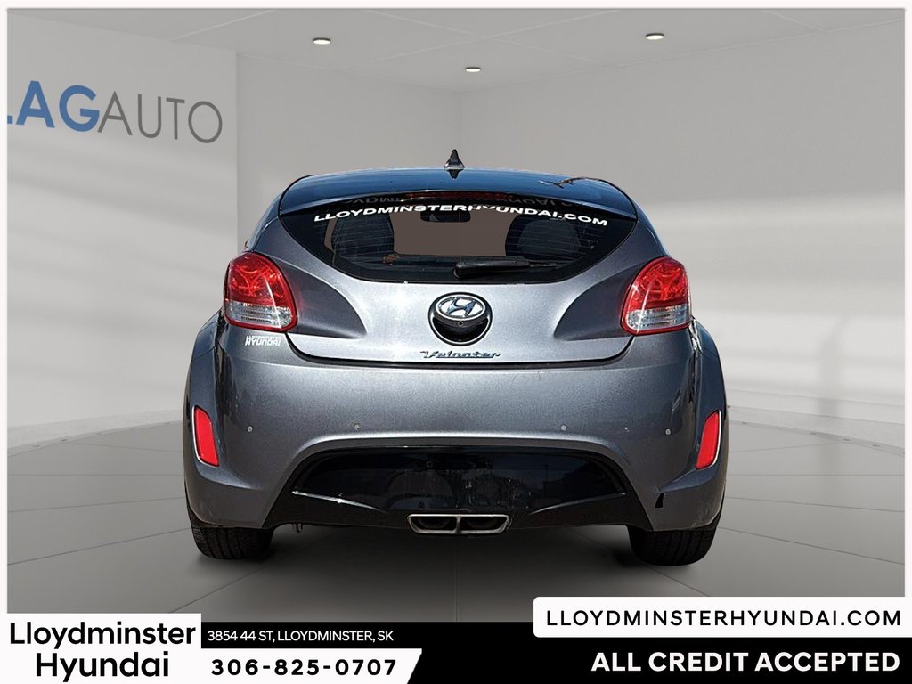 2016 Hyundai Veloster SE in Lloydminster, Saskatchewan - 7 - w1024h768px