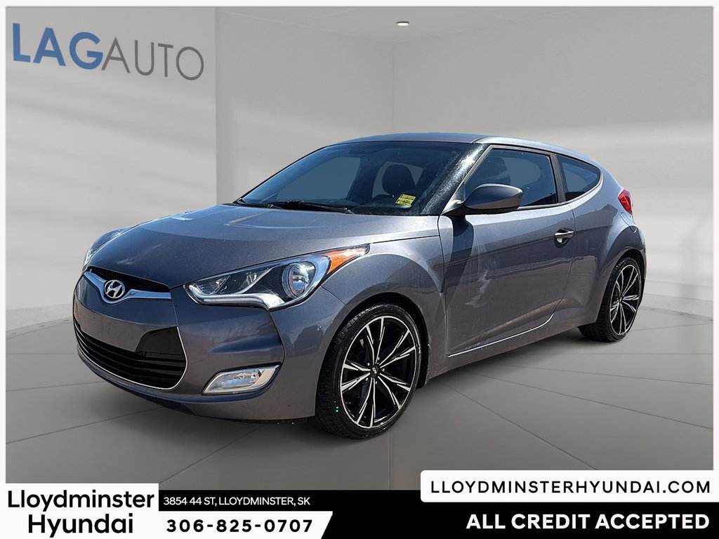 2016 Hyundai Veloster SE in Lloydminster, Saskatchewan - 1 - w1024h768px