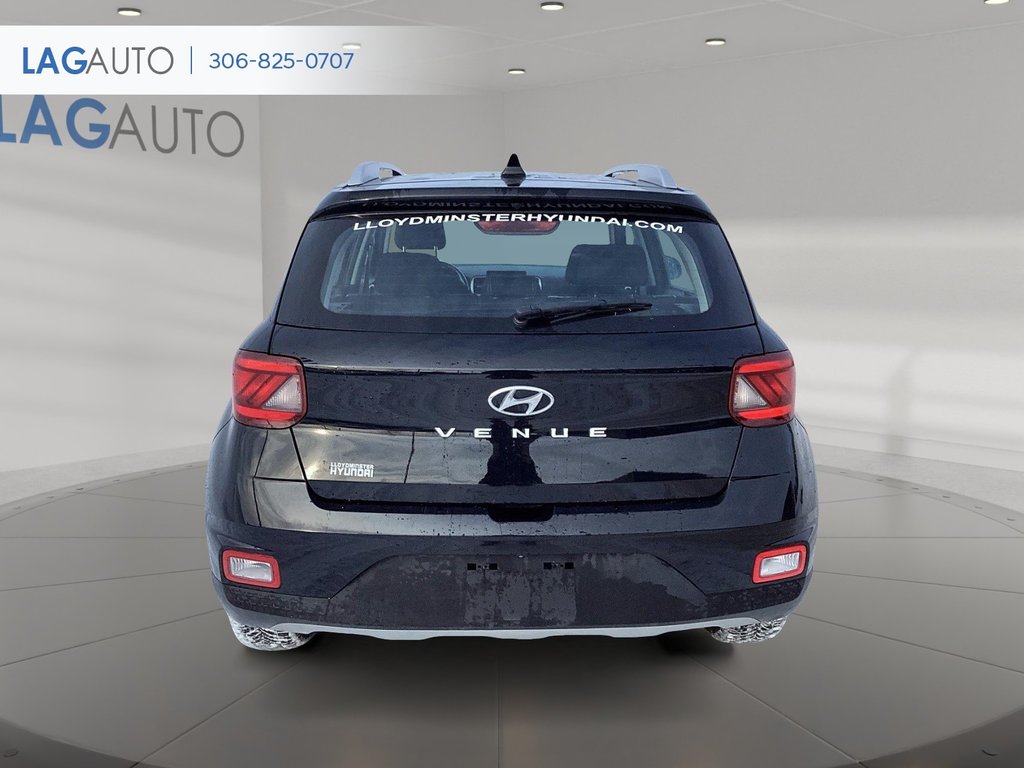 2021 Hyundai Venue Trend in Lloydminster, Saskatchewan - 3 - w1024h768px