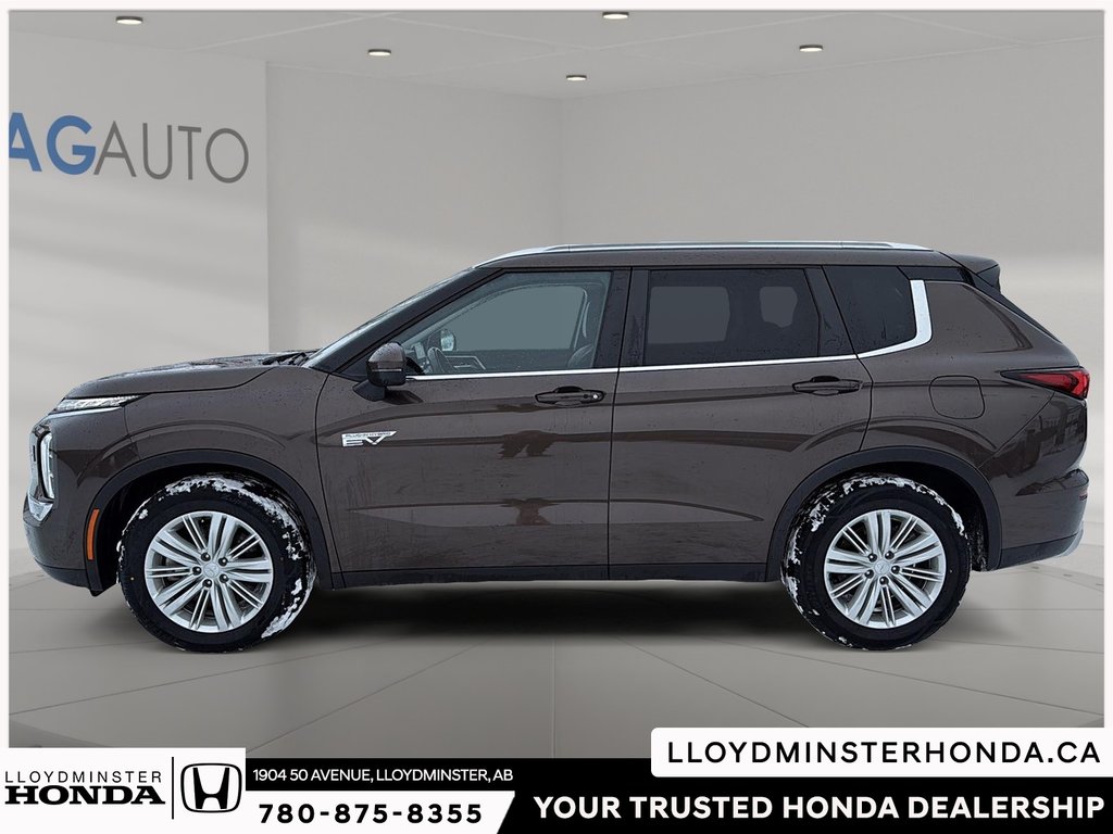 2023 Mitsubishi Outlander PHEV LE-4