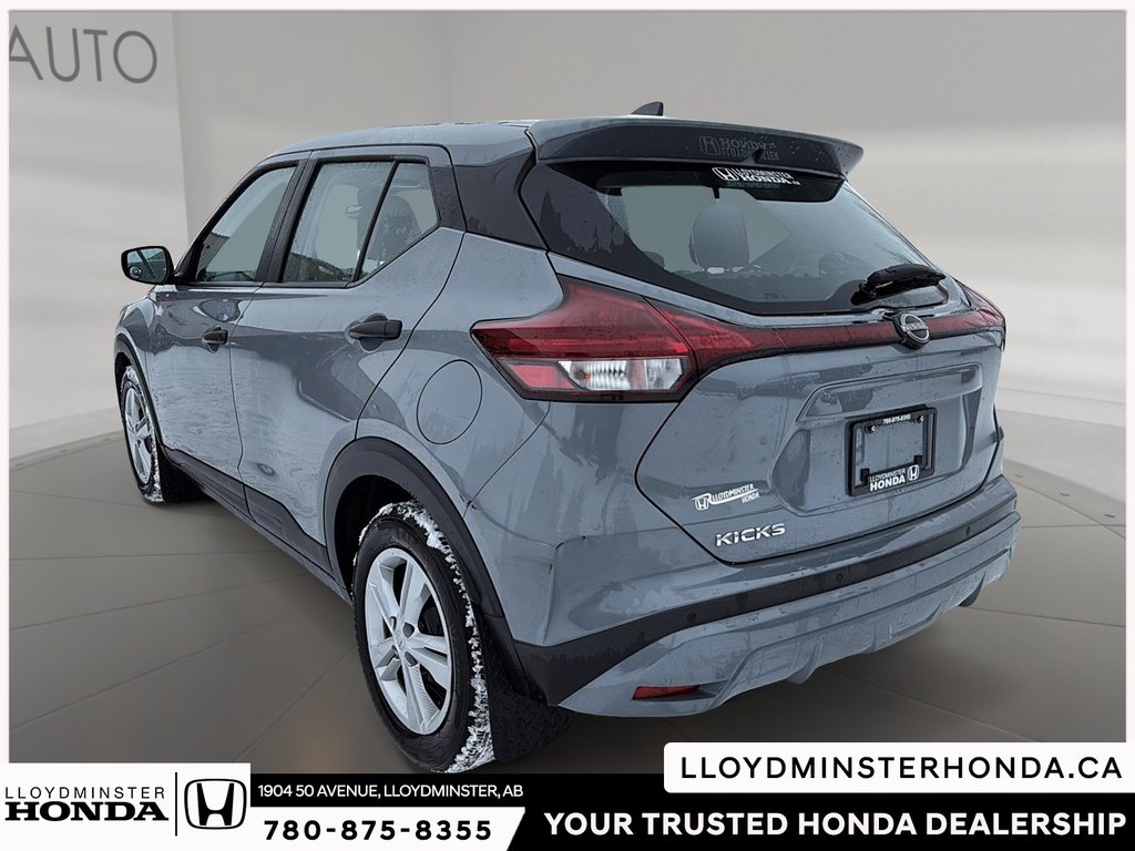 2024 Nissan Kicks S-3