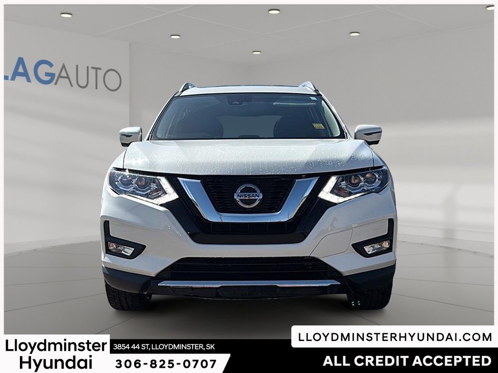 2018 Nissan Rogue SL in Lloydminster, Saskatchewan - 2 - w1024h768px