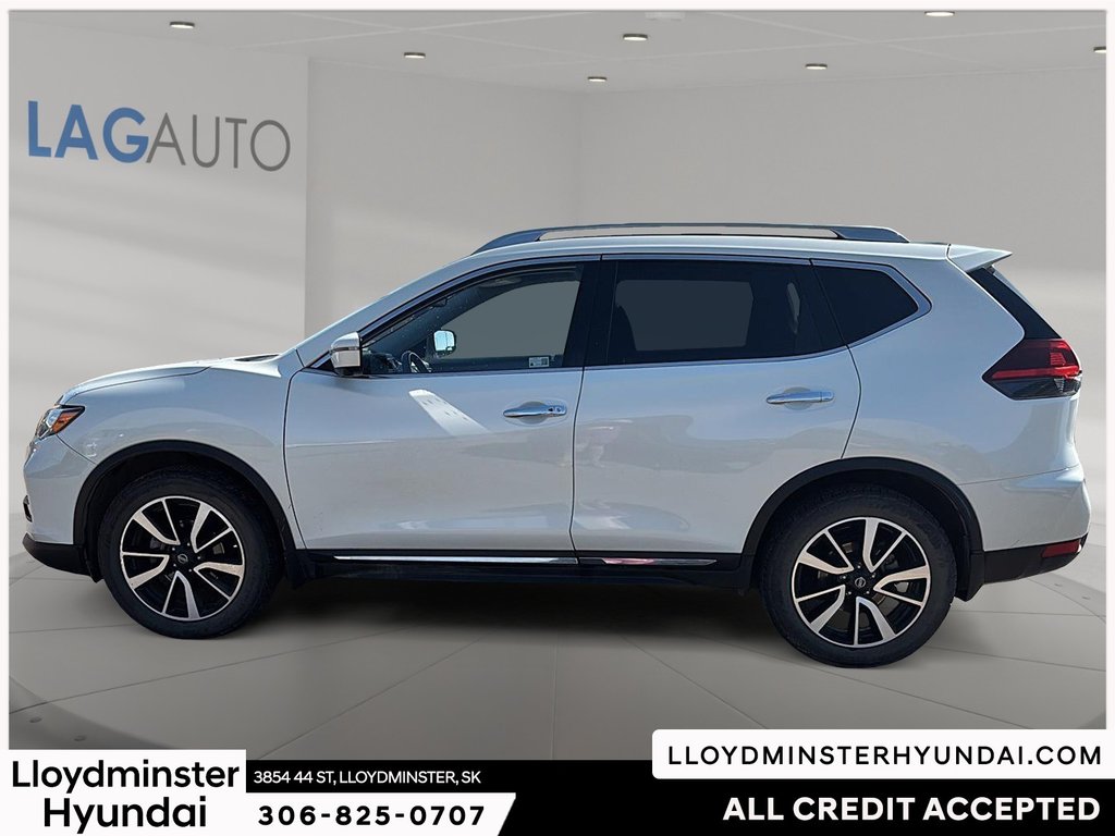 2018 Nissan Rogue SL in Lloydminster, Saskatchewan - 10 - w1024h768px