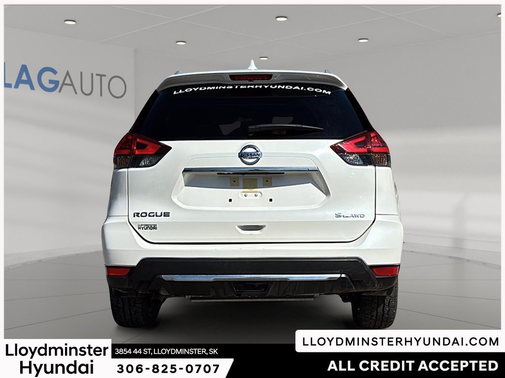 2018 Nissan Rogue SL in Lloydminster, Saskatchewan - 6 - w1024h768px