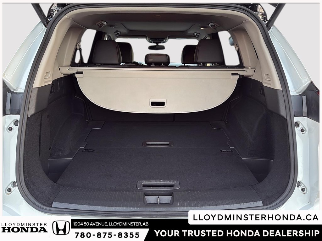 2025 Nissan Rogue Platinum-7