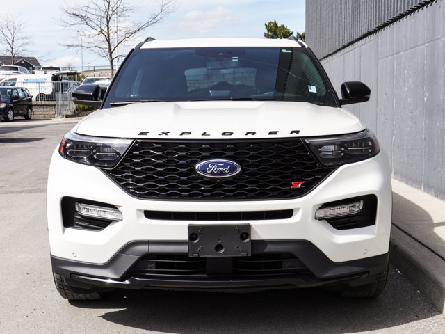 2021 Ford Explorer ST in Ajax, Ontario at Volvo Cars Lakeridge - 2 - w1024h768px