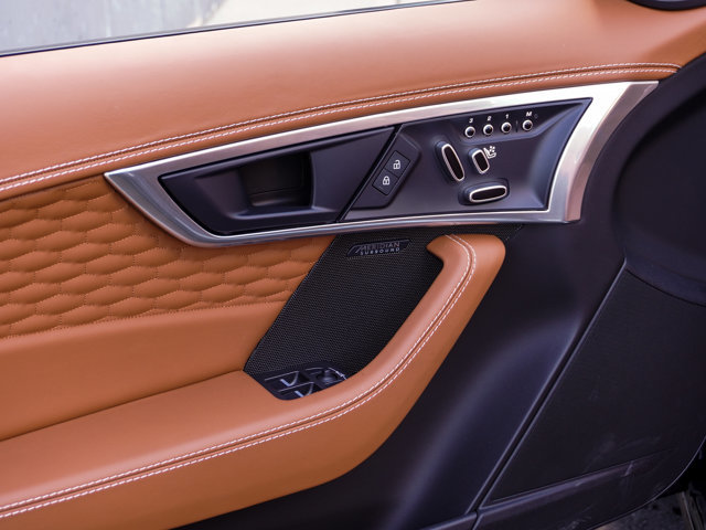 2023 Jaguar F-TYPE Convertible P450 R-Dynamic AWD in Ajax, Ontario at Lakeridge Auto Gallery - 13 - w1024h768px