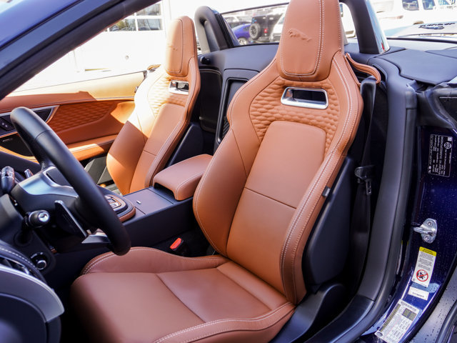 2023 Jaguar F-TYPE Convertible P450 R-Dynamic AWD in Ajax, Ontario at Lakeridge Auto Gallery - 9 - w1024h768px