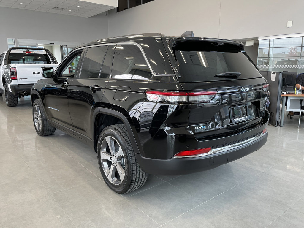 2022 Jeep All-New Grand Cherokee 4xe Base in Ajax, Ontario at Lakeridge Auto Gallery - 2 - w1024h768px