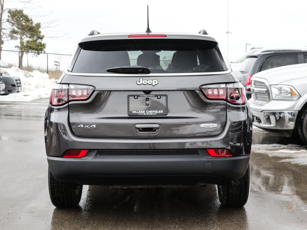 2022 Jeep Compass North in Ajax, Ontario at Lakeridge Auto Gallery - 5 - w1024h768px