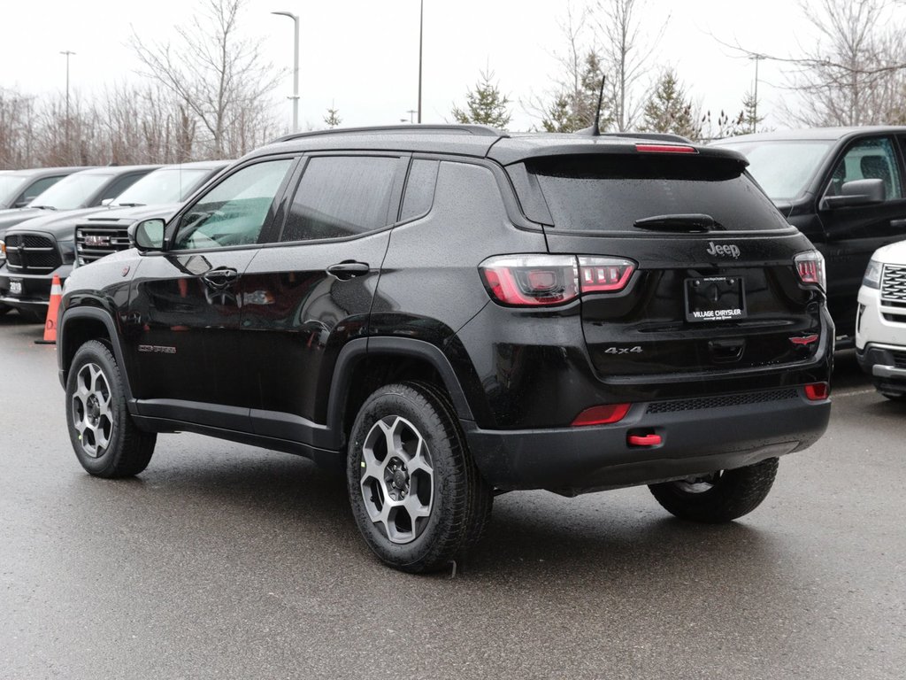 2022 Jeep Compass Trailhawk in Ajax, Ontario at Lakeridge Auto Gallery - 4 - w1024h768px