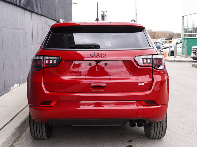 2022 Jeep Compass Limited in Ajax, Ontario at Lakeridge Auto Gallery - 5 - w1024h768px