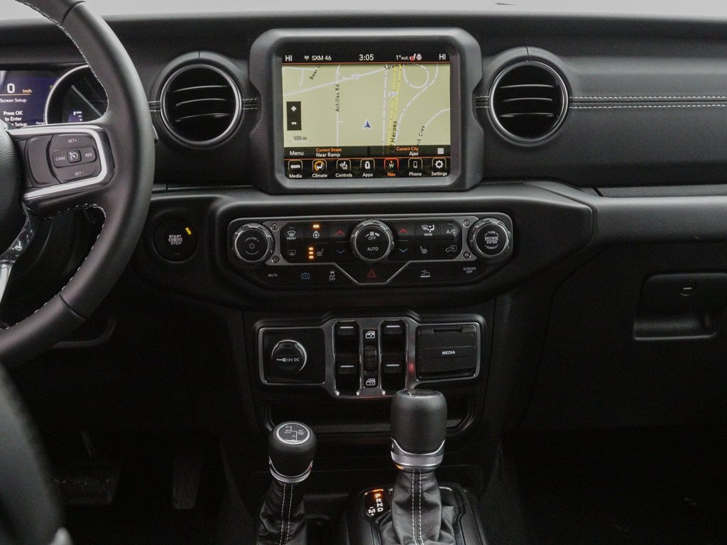 2023 Jeep Wrangler 4xe Sahara in Ajax, Ontario at Lakeridge Auto Gallery - 13 - w1024h768px