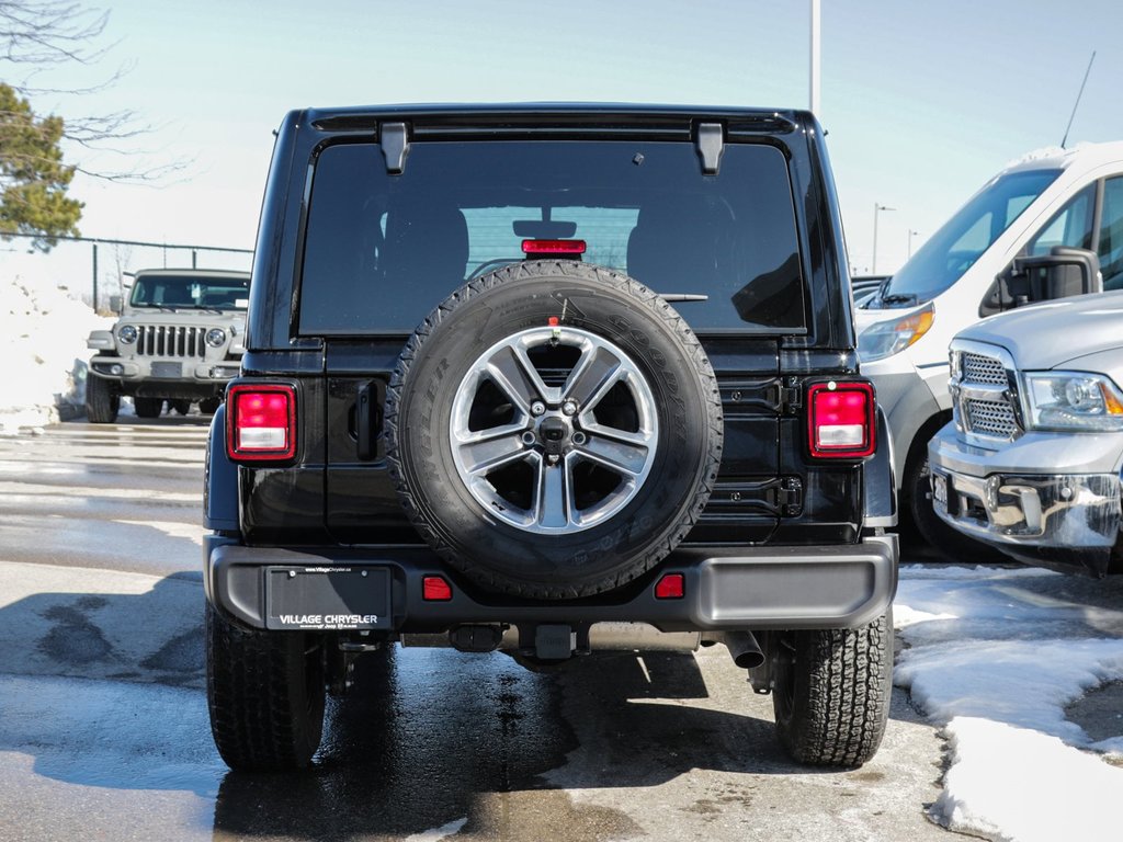 2023 Jeep Wrangler Sahara in Ajax, Ontario at Lakeridge Auto Gallery - 5 - w1024h768px