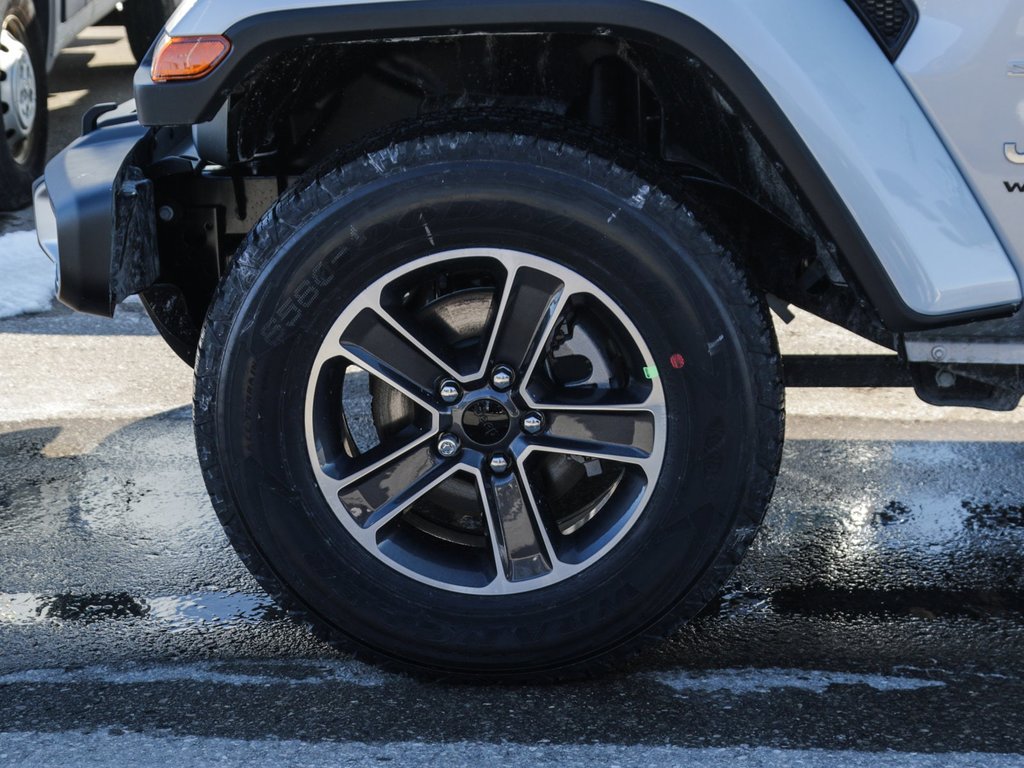 2023 Jeep Wrangler Sahara in Ajax, Ontario at Lakeridge Auto Gallery - 8 - w1024h768px