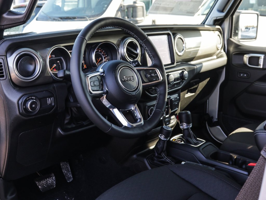 2023 Jeep Wrangler Sahara in Ajax, Ontario at Lakeridge Auto Gallery - 10 - w1024h768px