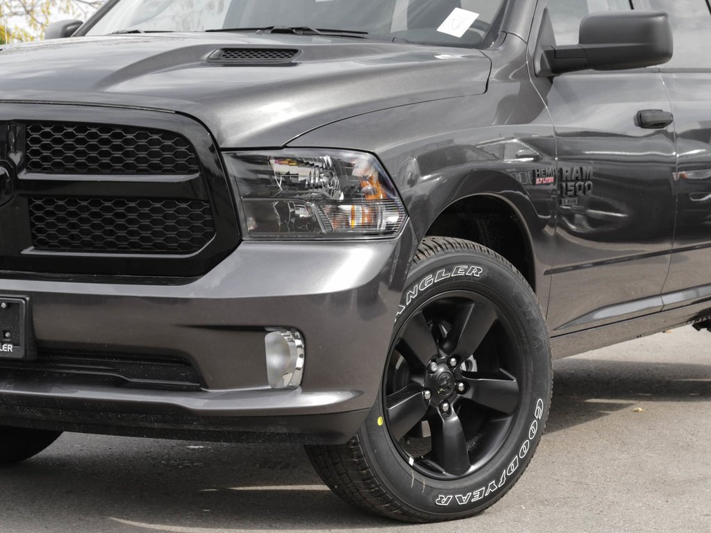 2022 Ram 1500 Classic Tradesman in Ajax, Ontario at Lakeridge Auto Gallery - 7 - w1024h768px