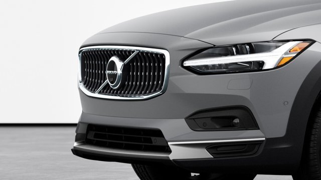 2024 Volvo V90 Cross Country Ultimate in Ajax, Ontario at Lakeridge Auto Gallery - 5 - w1024h768px
