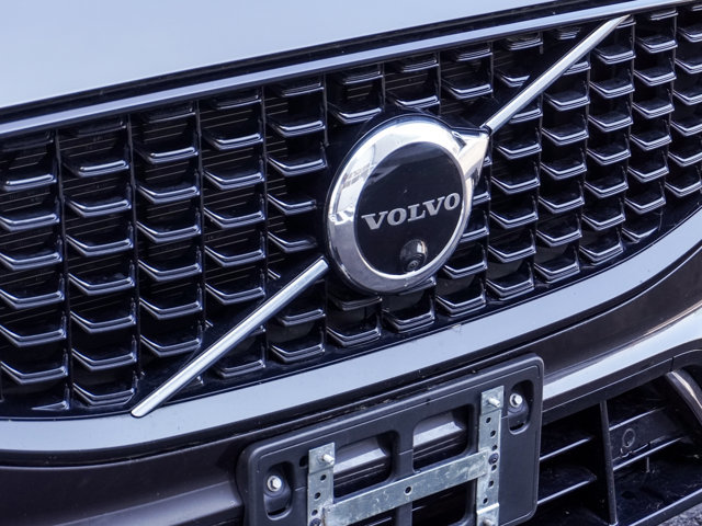 2022 Volvo XC60 R-Design in Ajax, Ontario at Lakeridge Auto Gallery - 25 - w1024h768px