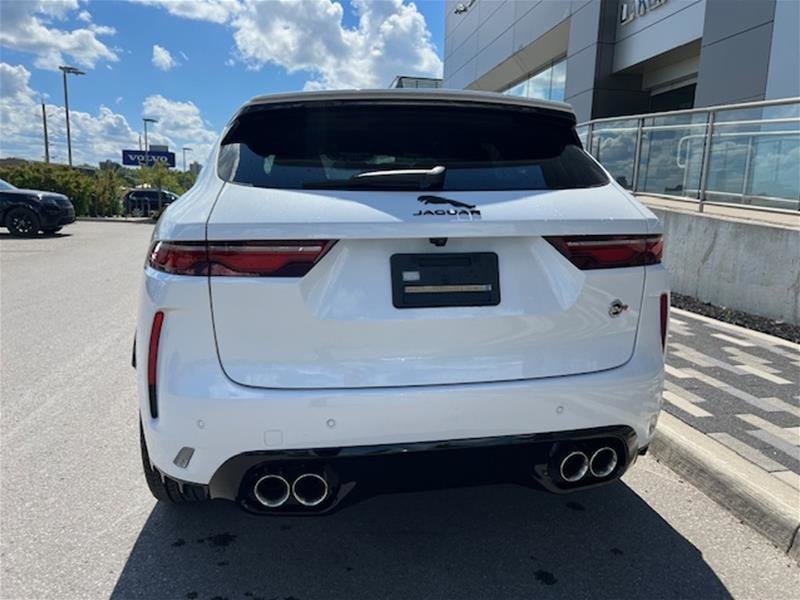 2024 Jaguar F-PACE P 550 SVR in Ajax, Ontario at Lakeridge Auto Gallery - 13 - w1024h768px