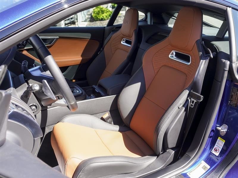 2023 Jaguar F-TYPE Coupe P575 R AWD in Ajax, Ontario at Lakeridge Auto Gallery - 14 - w1024h768px