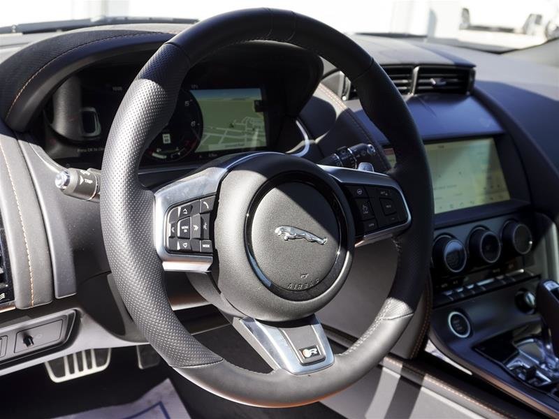 2023 Jaguar F-TYPE Coupe P575 R AWD in Ajax, Ontario at Lakeridge Auto Gallery - 16 - w1024h768px