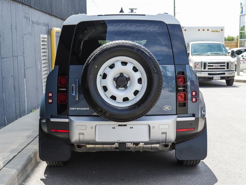 2022 Land Rover Defender 110 P300 S in Ajax, Ontario at Lakeridge Auto Gallery - 4 - w1024h768px