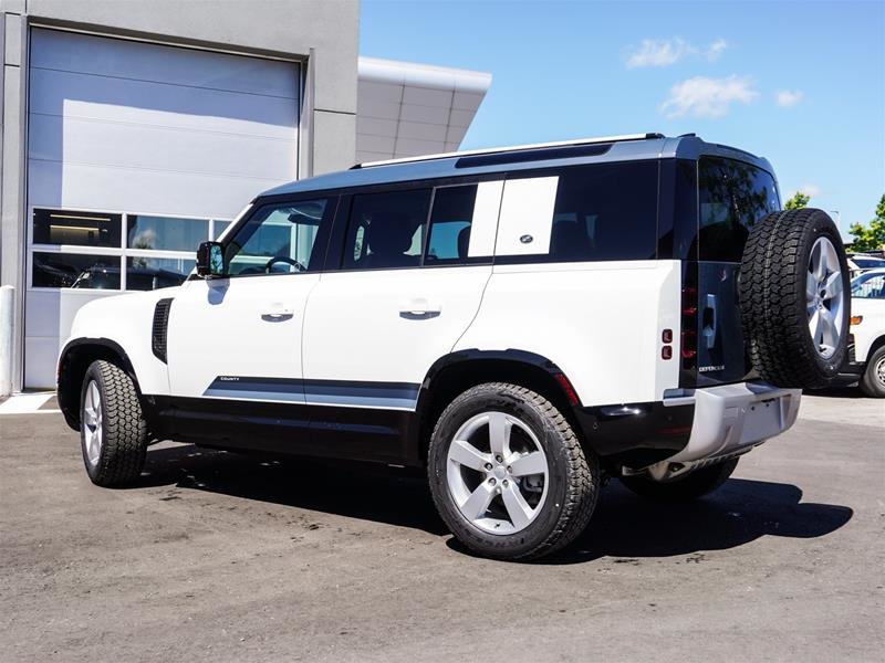 2024 Land Rover Defender 110 P300 S in Ajax, Ontario at Lakeridge Auto Gallery - 22 - w1024h768px