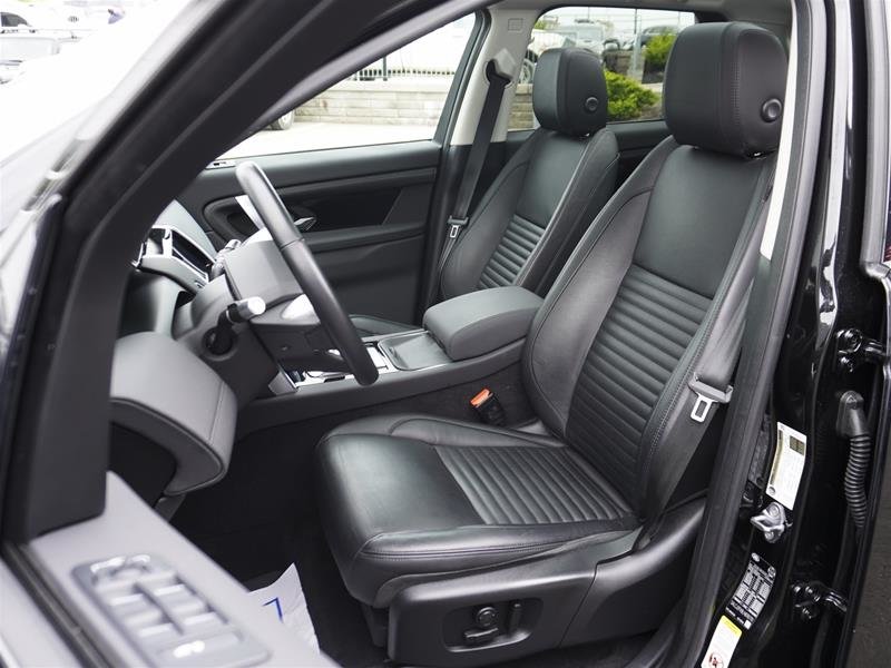 2020 Land Rover DISCOVERY SPORT 246hp S (2) in Ajax, Ontario at Lakeridge Auto Gallery - 9 - w1024h768px