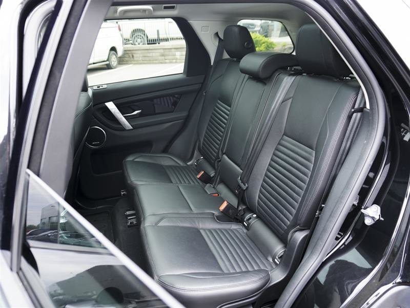 2020 Land Rover DISCOVERY SPORT 246hp S (2) in Ajax, Ontario at Lakeridge Auto Gallery - 11 - w1024h768px
