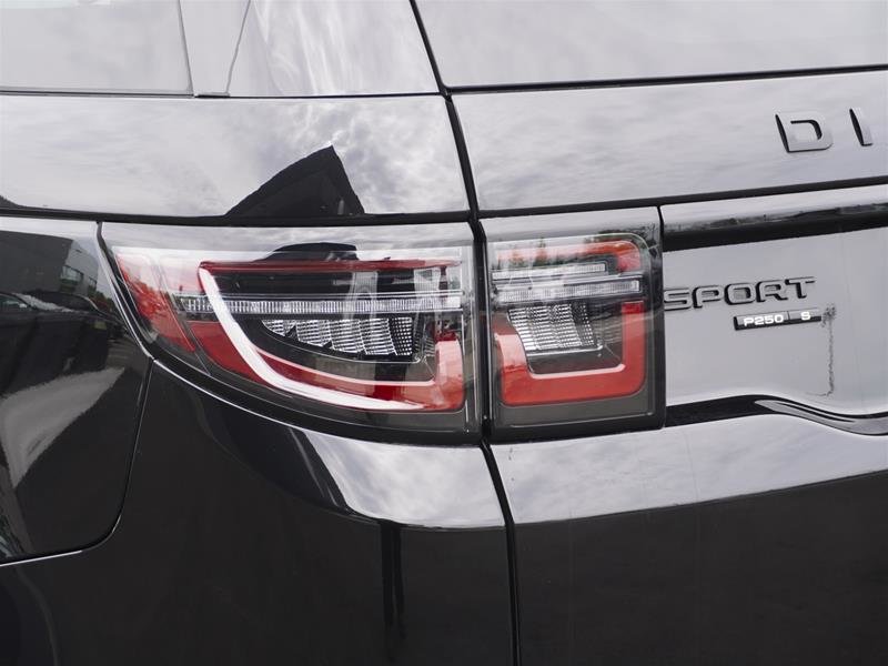 2020 Land Rover DISCOVERY SPORT 246hp S (2) in Ajax, Ontario at Lakeridge Auto Gallery - 17 - w1024h768px