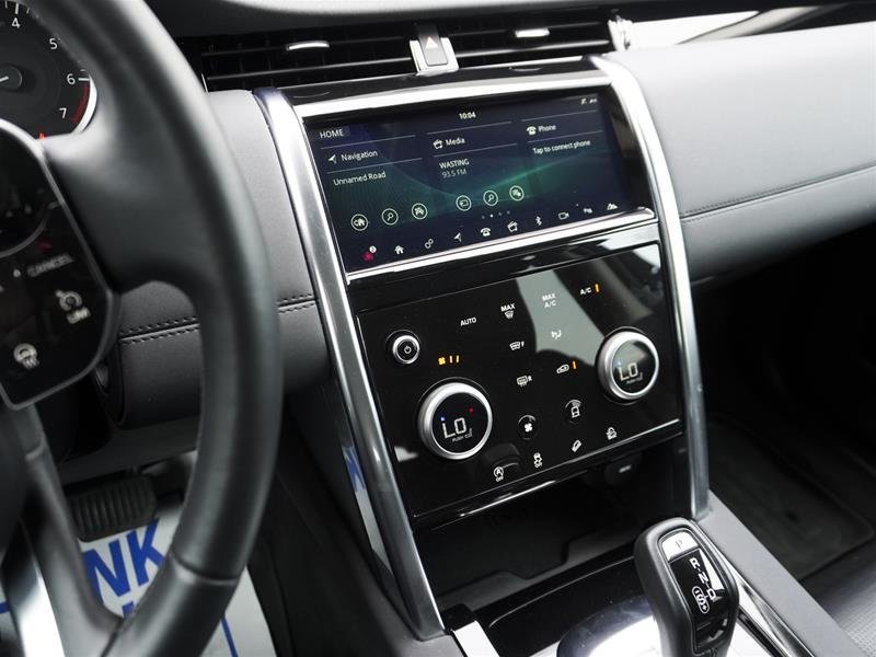 2020 Land Rover DISCOVERY SPORT 246hp S (2) in Ajax, Ontario at Lakeridge Auto Gallery - 21 - w1024h768px
