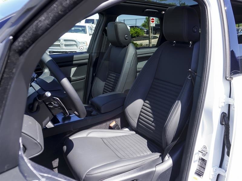 2024 Land Rover DISCOVERY SPORT P250 Dynamic HSE in Ajax, Ontario at Lakeridge Auto Gallery - 17 - w1024h768px