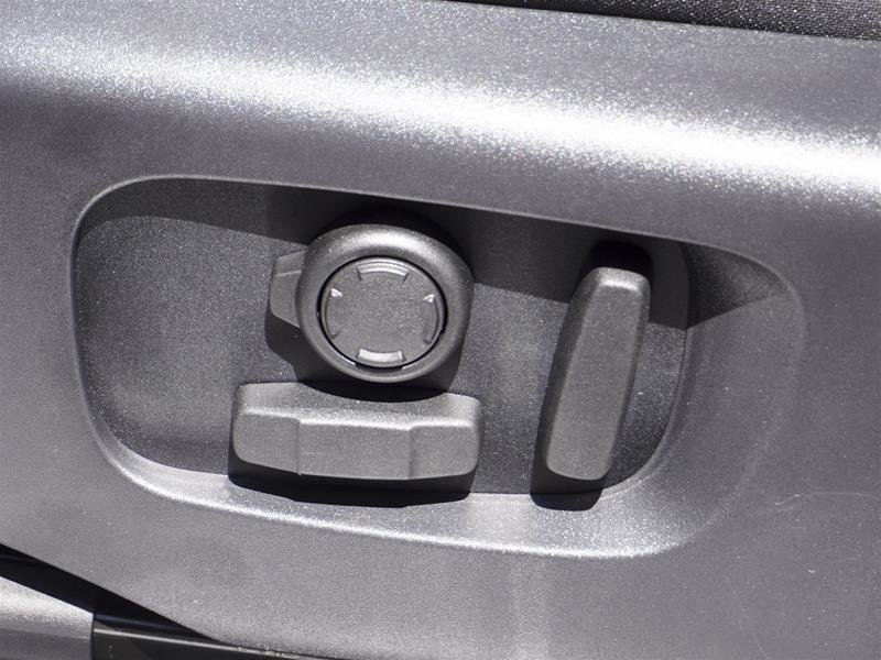 2024 Land Rover DISCOVERY SPORT P250 Dynamic HSE in Ajax, Ontario at Lakeridge Auto Gallery - 16 - w1024h768px