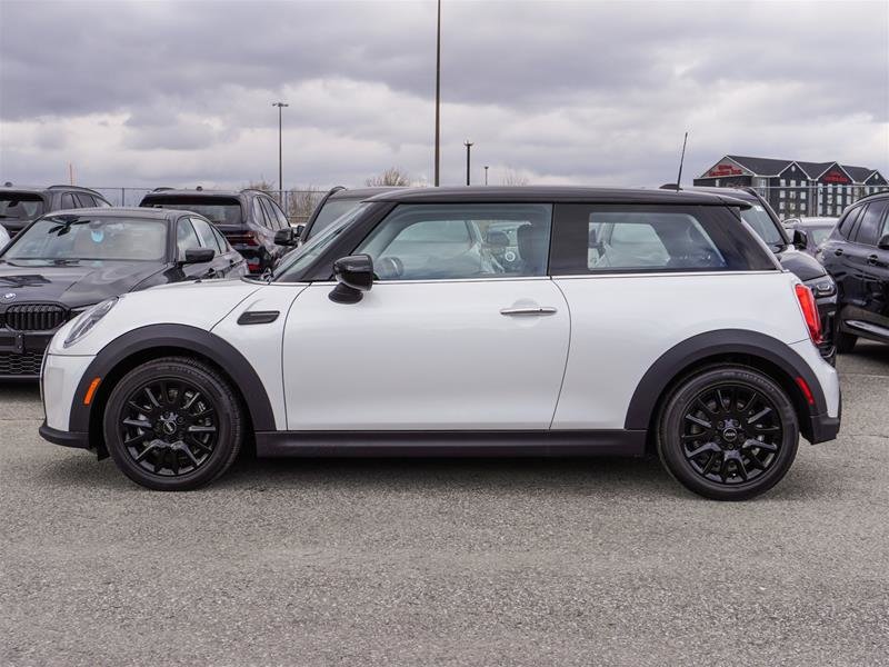 2024 MINI Cooper 3 Door in Ajax, Ontario at Lakeridge Auto Gallery - 20 - w1024h768px