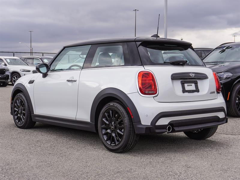 2024 MINI Cooper 3 Door in Ajax, Ontario at Lakeridge Auto Gallery - 15 - w1024h768px