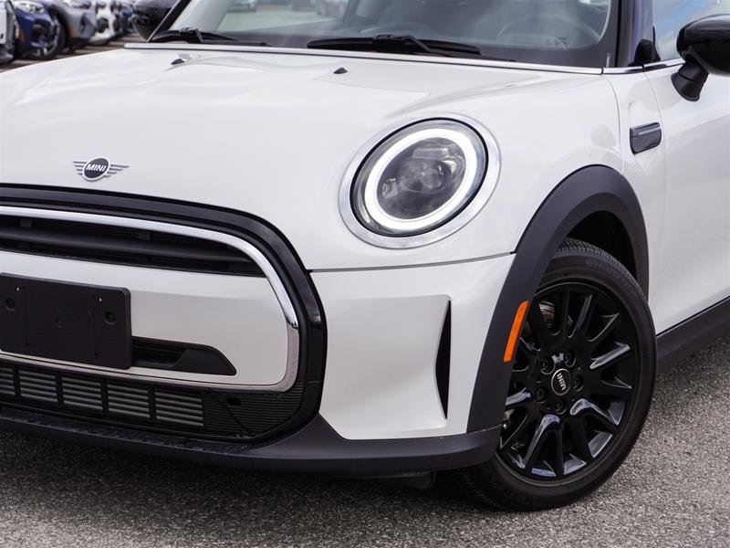 2024 MINI Cooper 3 Door in Ajax, Ontario at Lakeridge Auto Gallery - 5 - w1024h768px