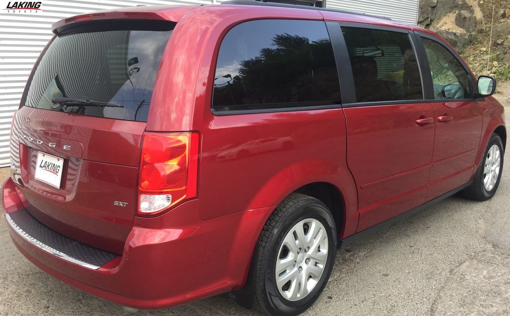 Laking Toyota 2016 Dodge Grand Caravan SXT 3rd Row Seating DVD MOVIE PLAYER 23523A