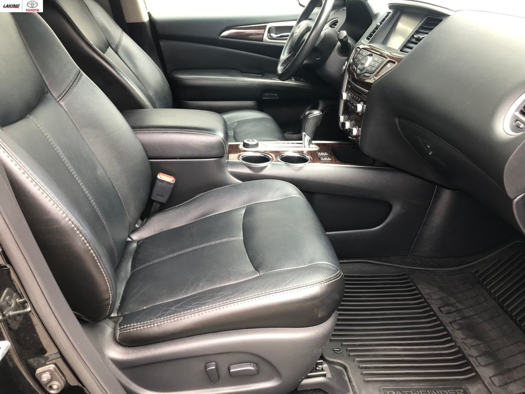 Laking Toyota | 2014 Nissan Pathfinder SL 4X4-i PREMIUM INTERIOR & GOOD