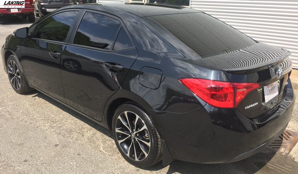 Laking Toyota 2018 Toyota Corolla SE 6 SPEED MANUAL TRANSMISSION
