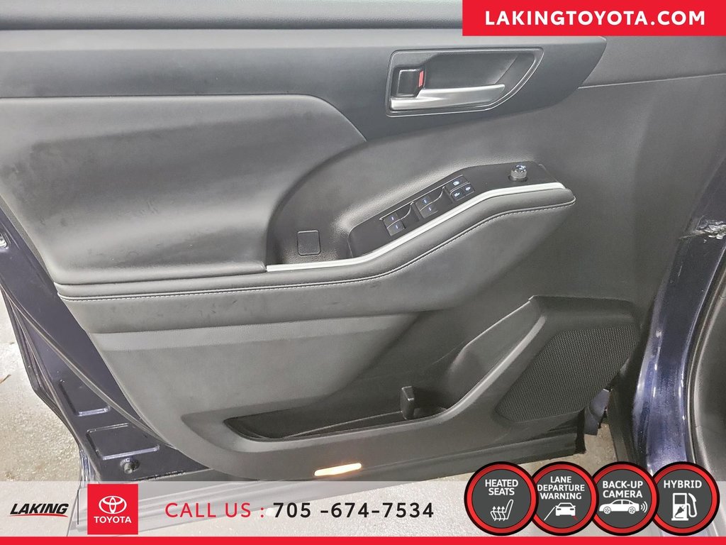 2022 Toyota Highlander Hybrid XLE AWD Third row seating (7 Passenger) in Sudbury, Ontario - 11 - w1024h768px