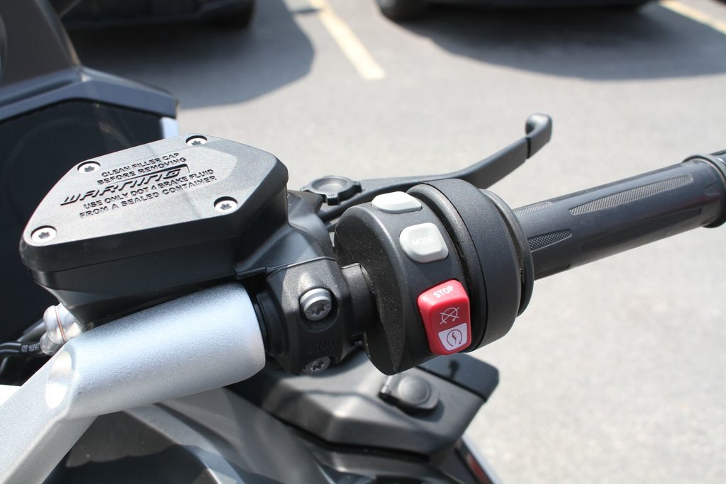 2019 BMW K1600 GT in Gatineau, Quebec - 20 - w1024h768px
