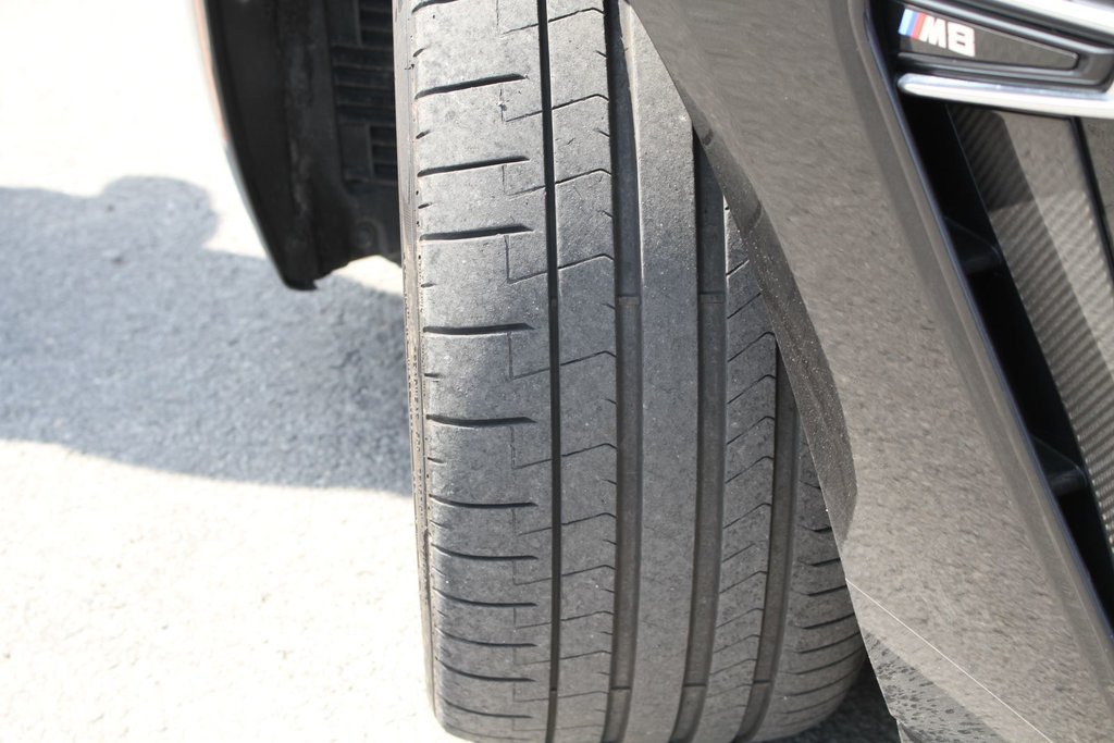 2020 BMW M8 Coupe in Gatineau, Quebec - 32 - w1024h768px