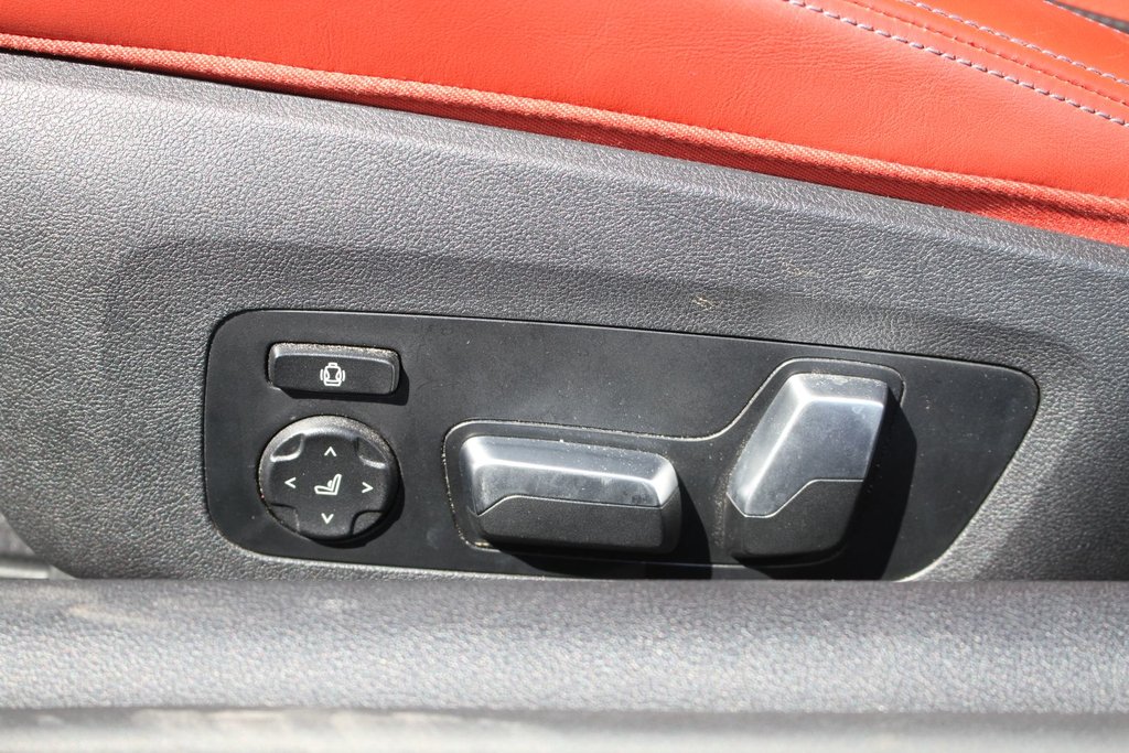 2020 BMW M8 Coupe in Gatineau, Quebec - 26 - w1024h768px